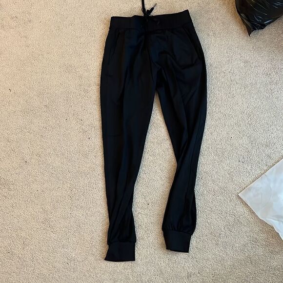 Black Jogger fit like XS/S NWT - Picture 1 of 6